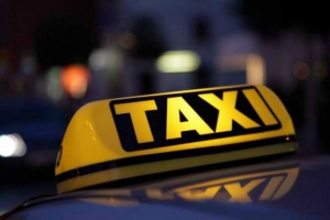 Policija u Trnovu uhapsila taksistu, lažno prijavio razbojništvo
