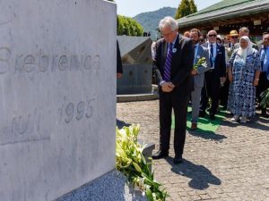 Murphy odao počast srebreničkim žrtvama: SAD stoji uz narod BiH